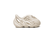 Yeezy Foam RNR Sand (Infants) 7