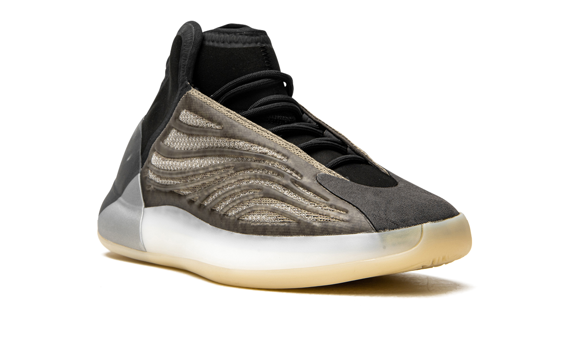 Yeezy QNTM Barium 8