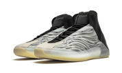 Yeezy QNTM BSKTBL 3