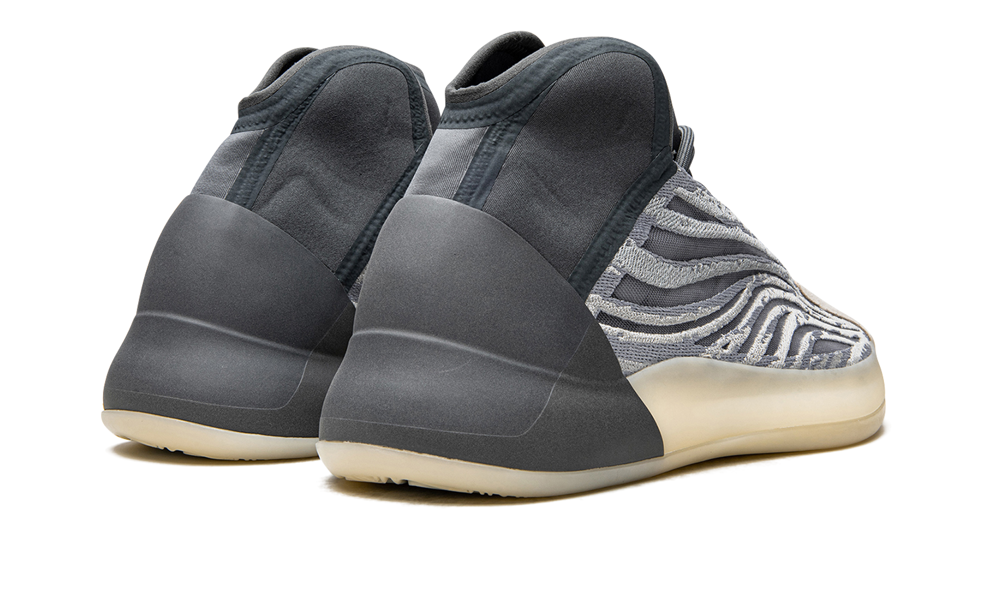Yeezy QNTM Mono Carbon 4