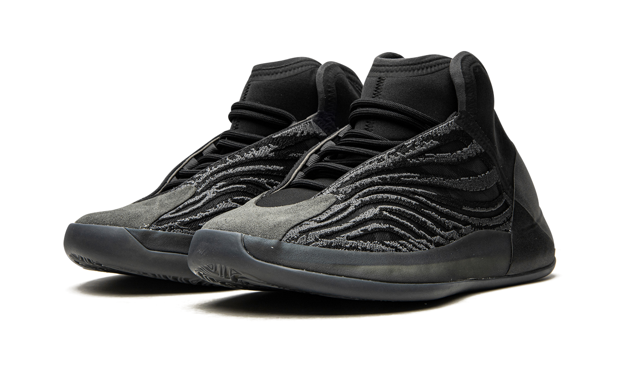 Yeezy QNTM Onyx 3