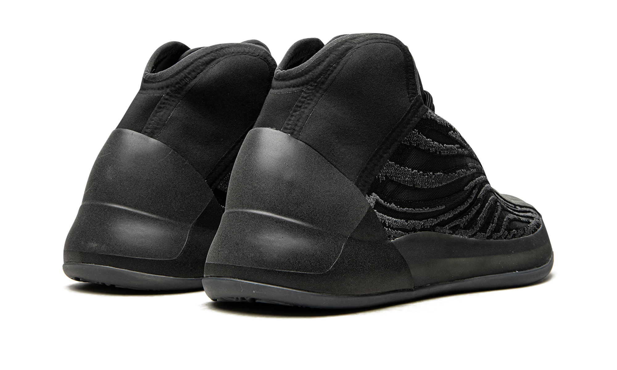Yeezy QNTM Onyx 4