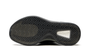 Yeezy QNTM Onyx 6