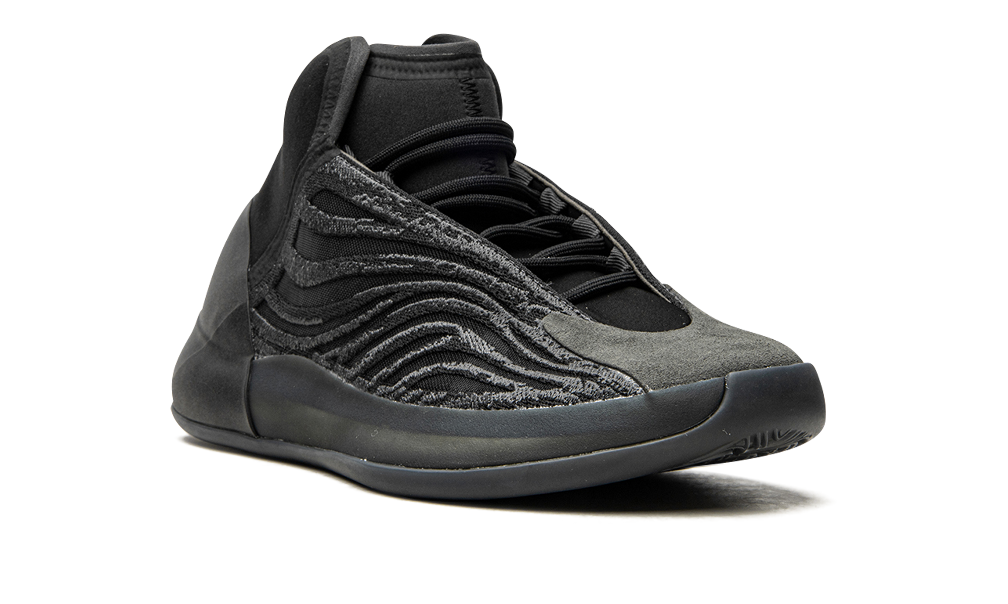 Yeezy QNTM Onyx 8