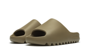 Yeezy Slide Earth Brown 3