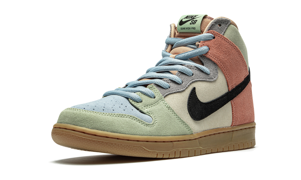 Nike SB Dunk High Spectrum