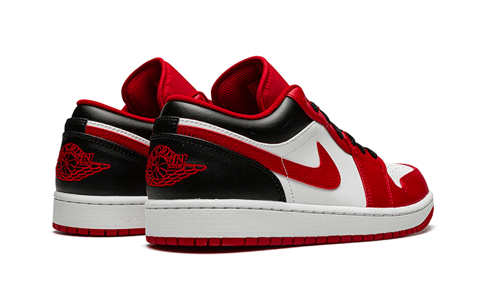 Air Jordan 1 Low Bulls