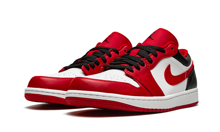 Air Jordan 1 Low Bulls