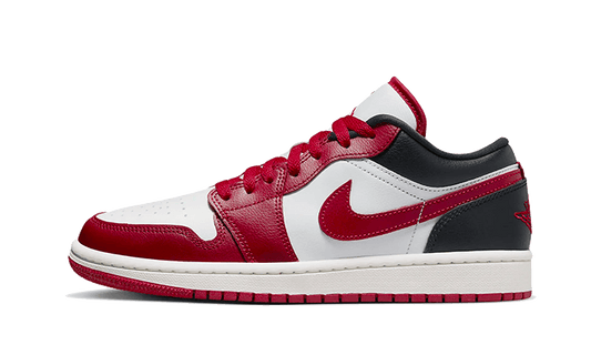 Air Jordan 1 Low Reverse Black Toe