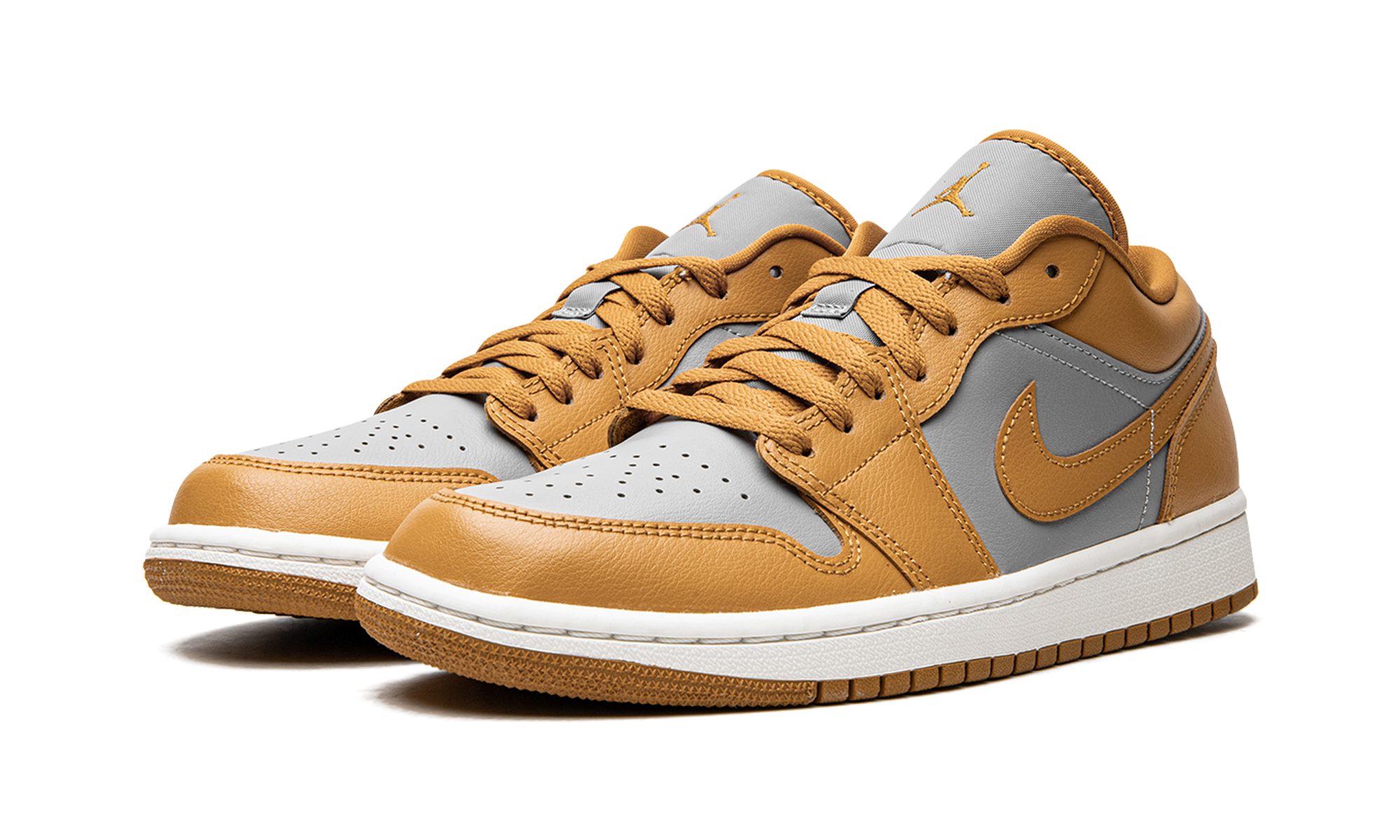 Air Jordan 1 Low Cement Gray Chutney 3