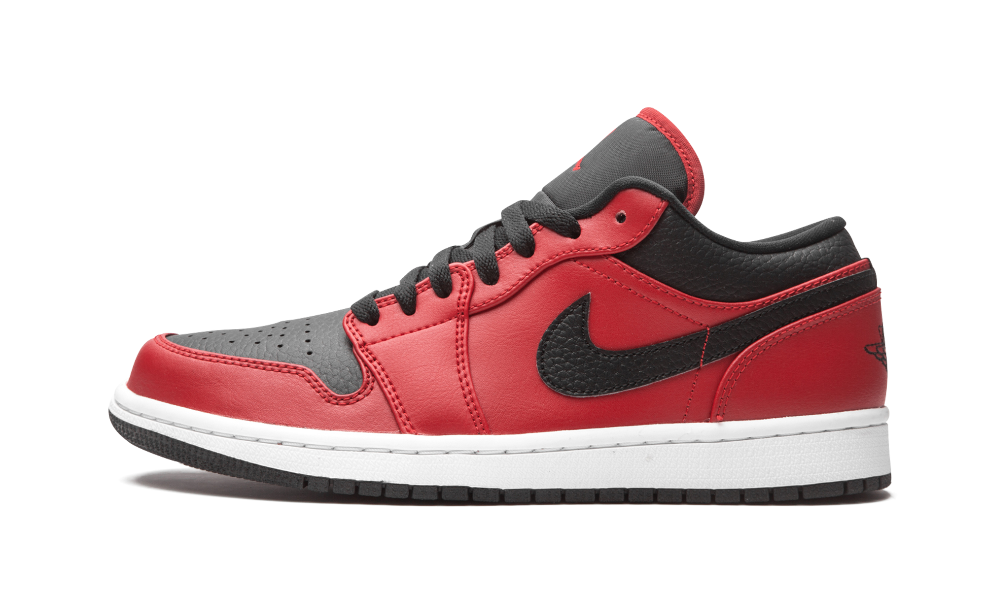 Air Jordan 1 Low Reverse Bred Pebbled Swoosh 1