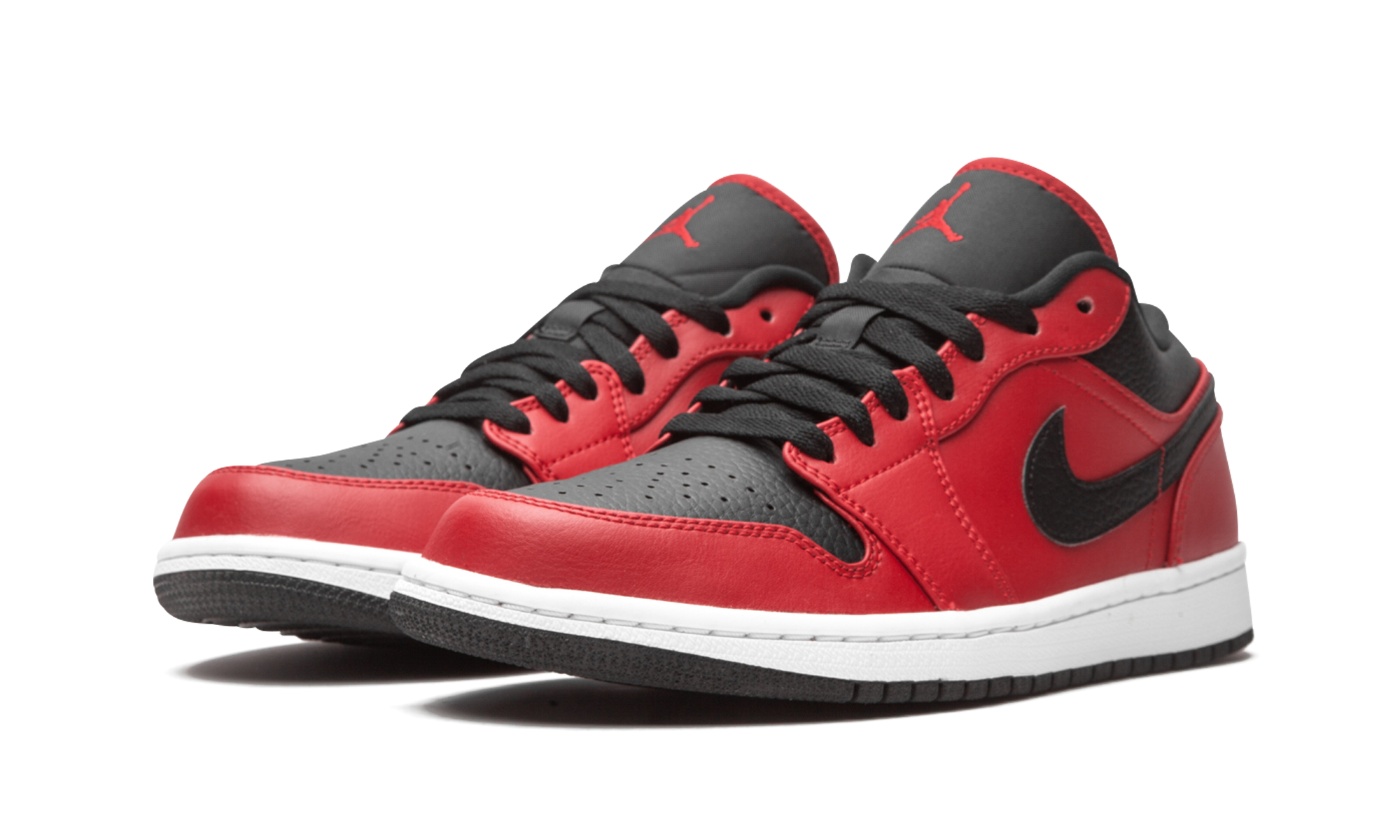Air Jordan 1 Low Reverse Bred Pebbled Swoosh 2