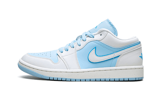 Air Jordan 1 Low SE Reverse Ice Blue