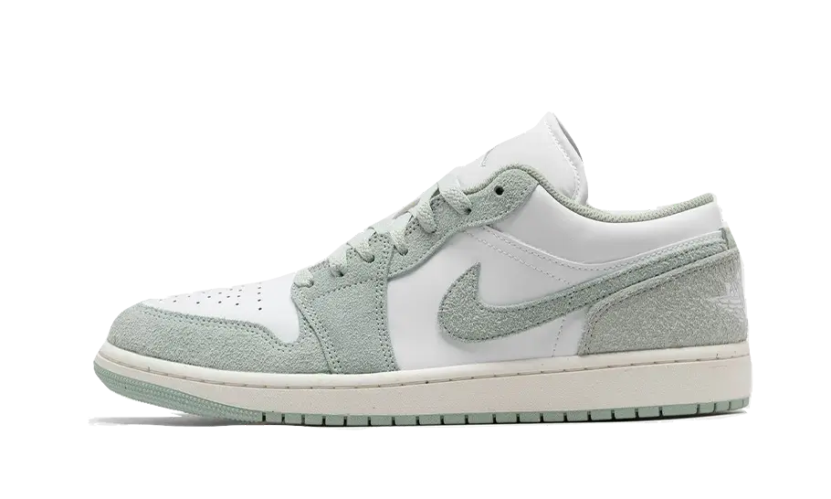 Air Jordan 1 Low SE White Seafoam