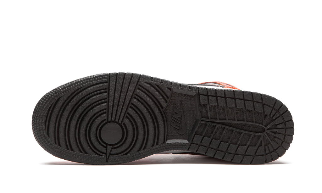 Air Jordan 1 Mid SE Turf Orange (GS) 6