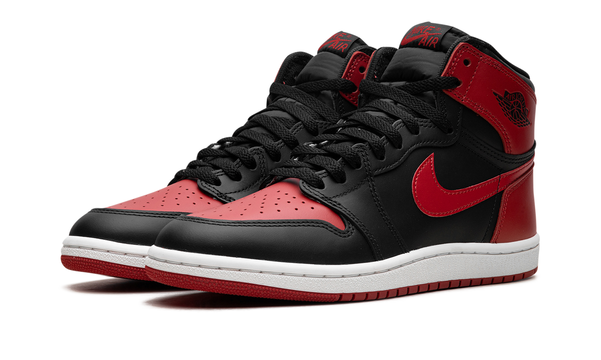Air Jordan 1 Retro High 85' Bred 3