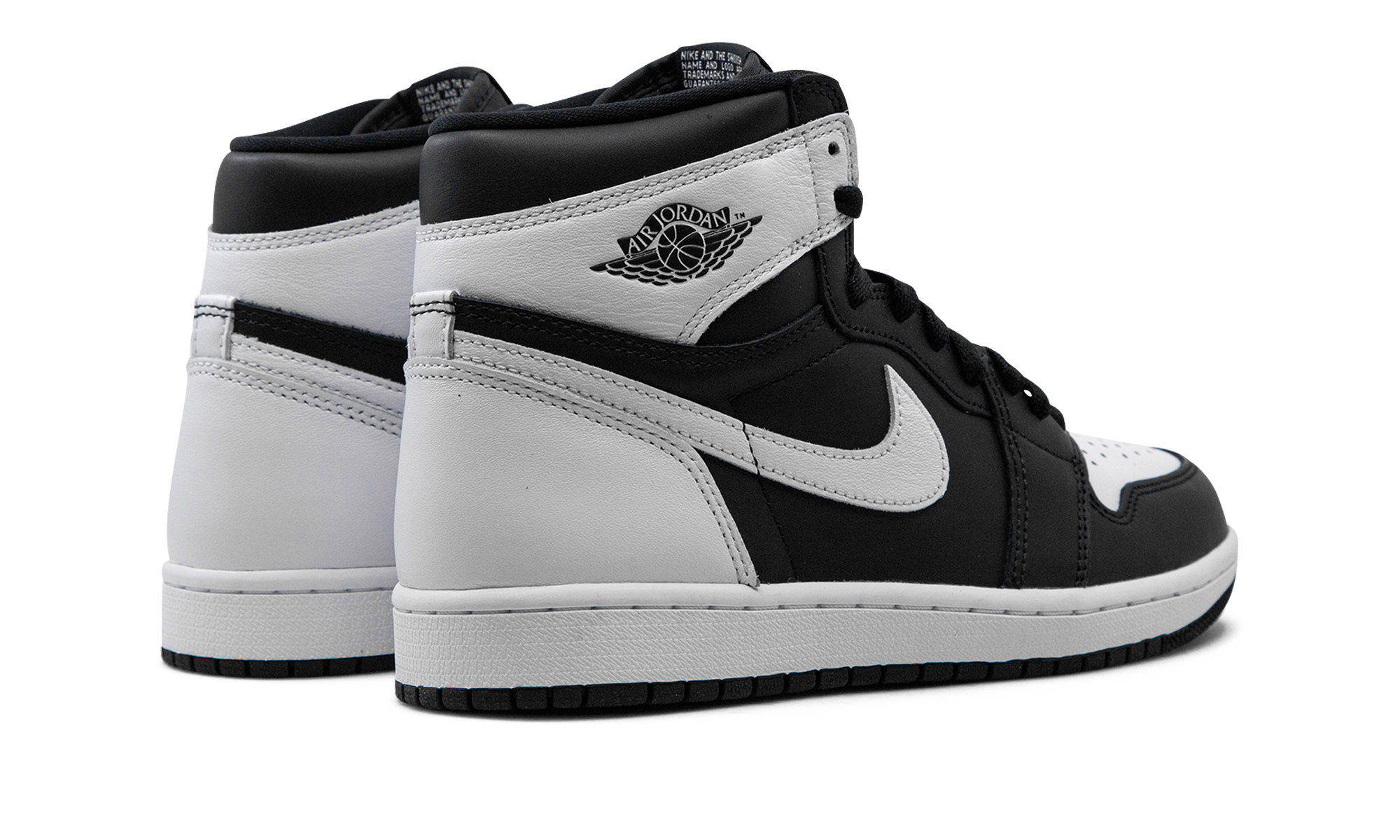 Air Jordan 1 Retro High OG Black White 4