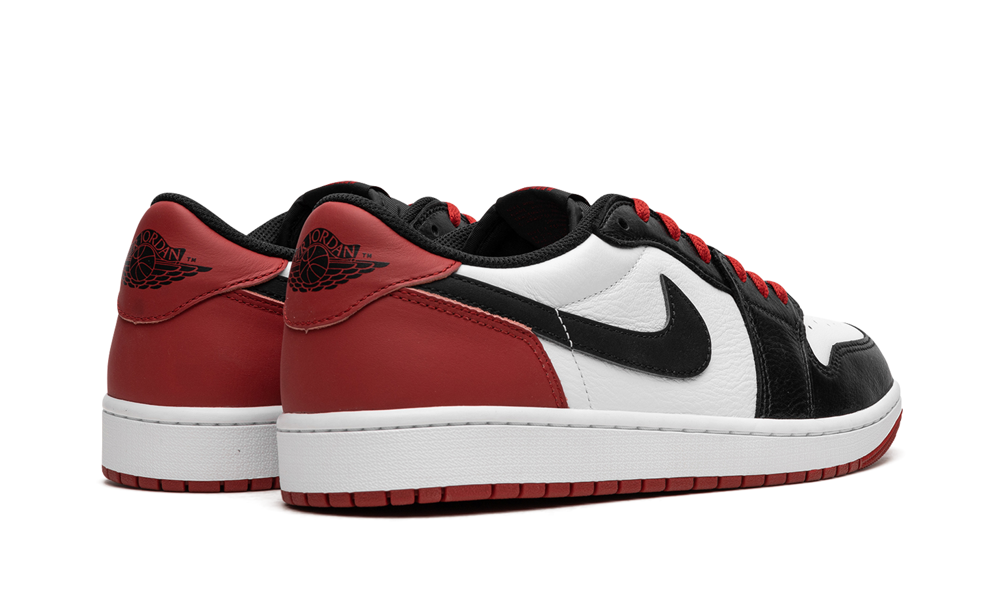Air Jordan 1 Retro Low OG Black Toe 4