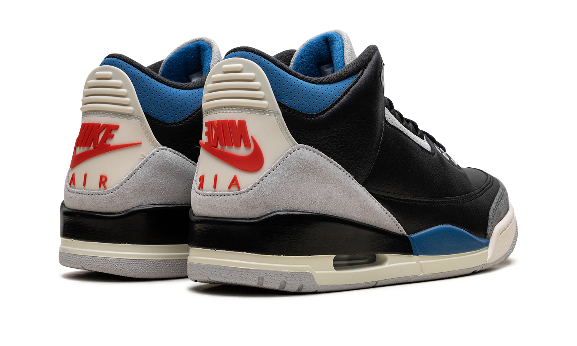 Air Jordan 3 OG Rare Air 4