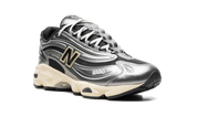 New Balance 1000 Silver Metallic 2