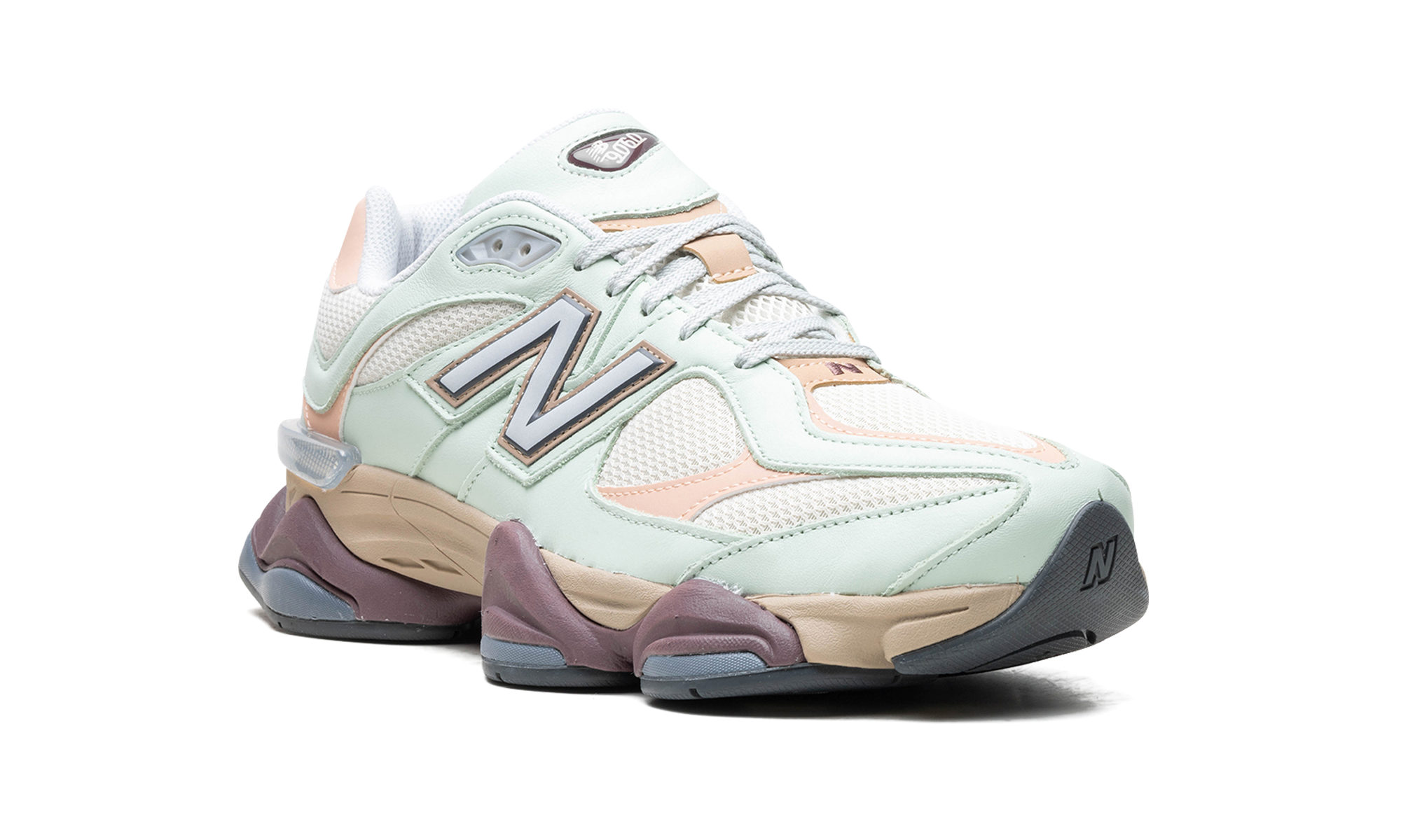 New Balance 9060 Clay ASH