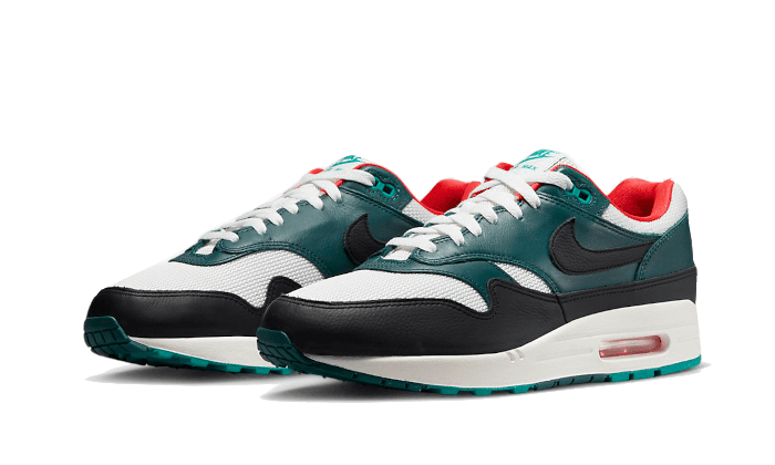 Nike Air Max 1 Liverpool LeBron James 2