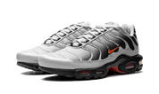 Nike Air Max Plus Wolf Grey Picante Red 3