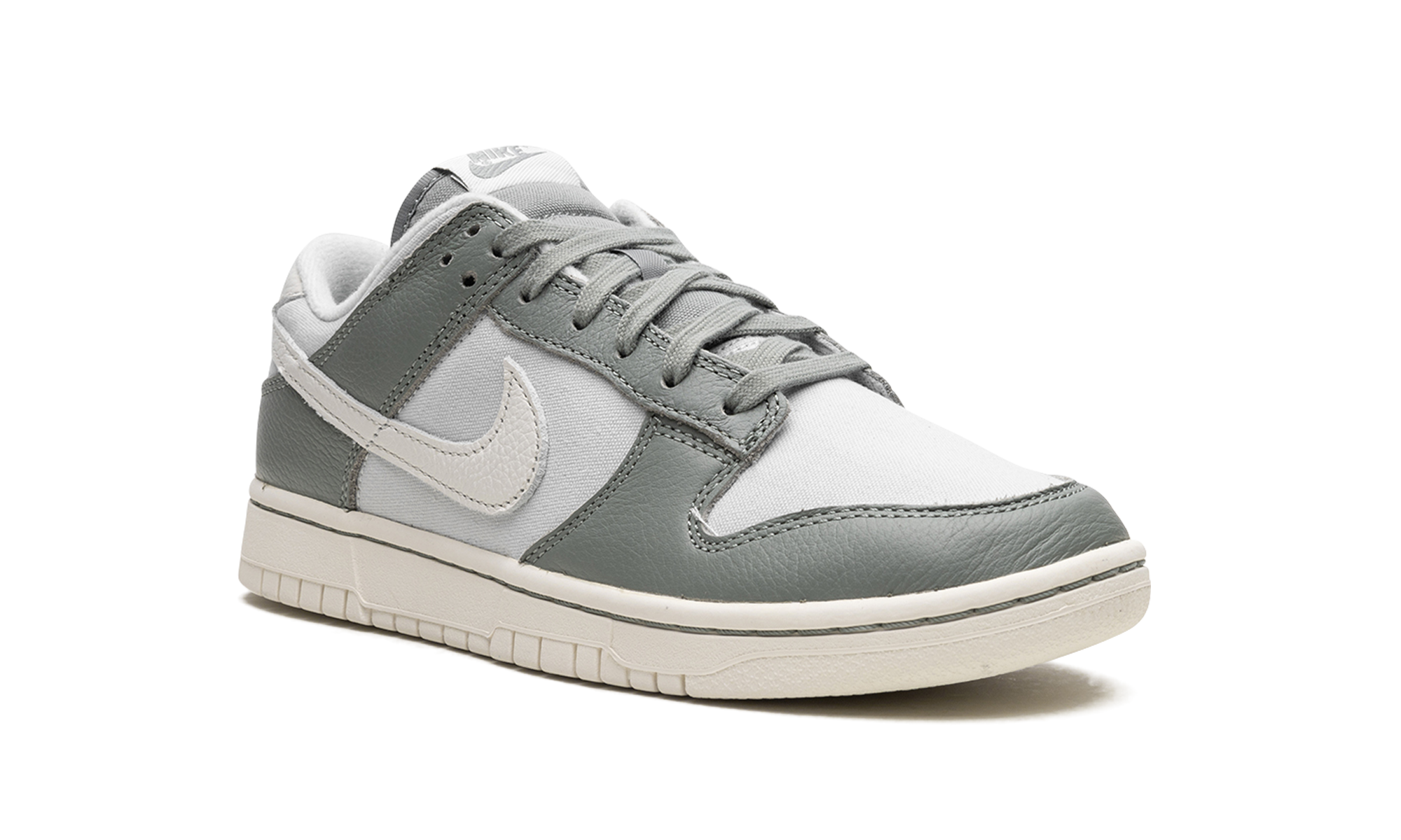 Nike Dunk Low Retro PRM Mica Green 2