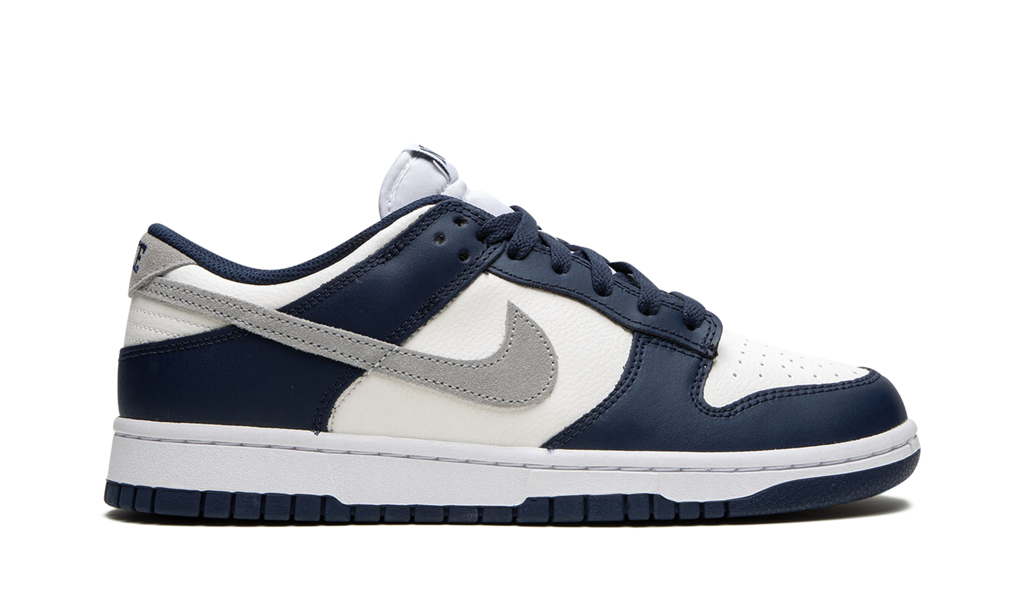 Nike Dunk Low Summit White Midnight Navy 7