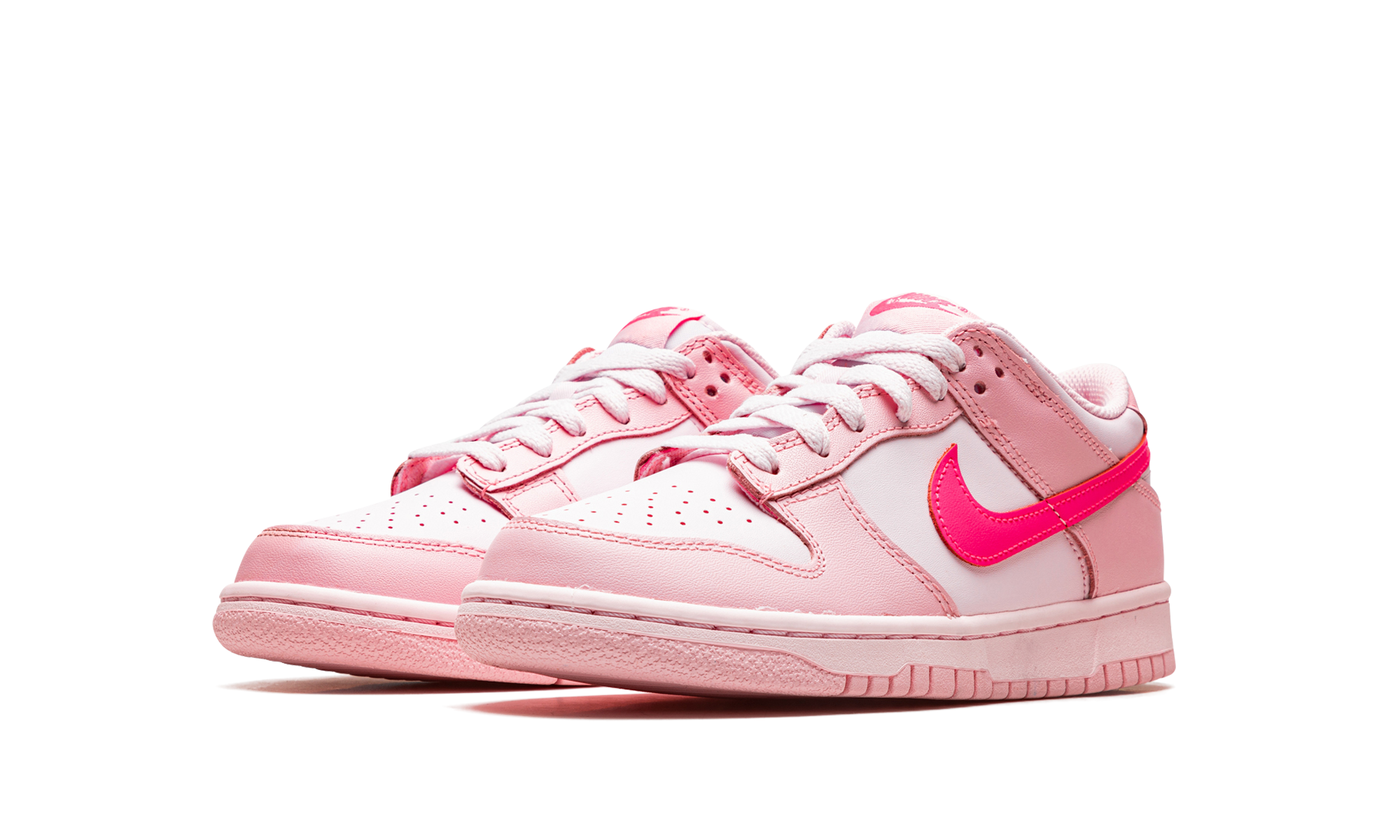 Nike Dunk Low Triple Pink (Barbie) 2