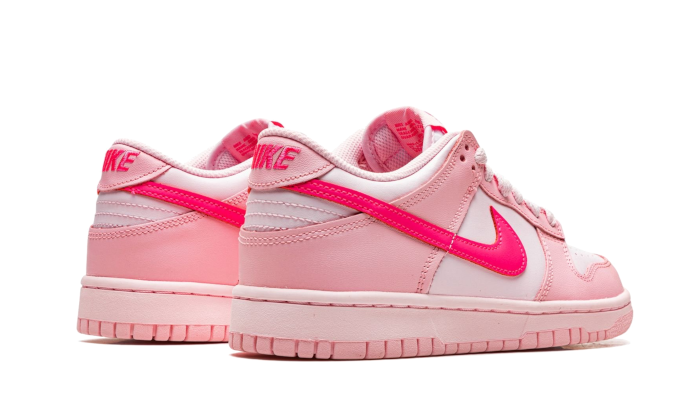 Nike Dunk Low Triple Pink (Barbie) 9