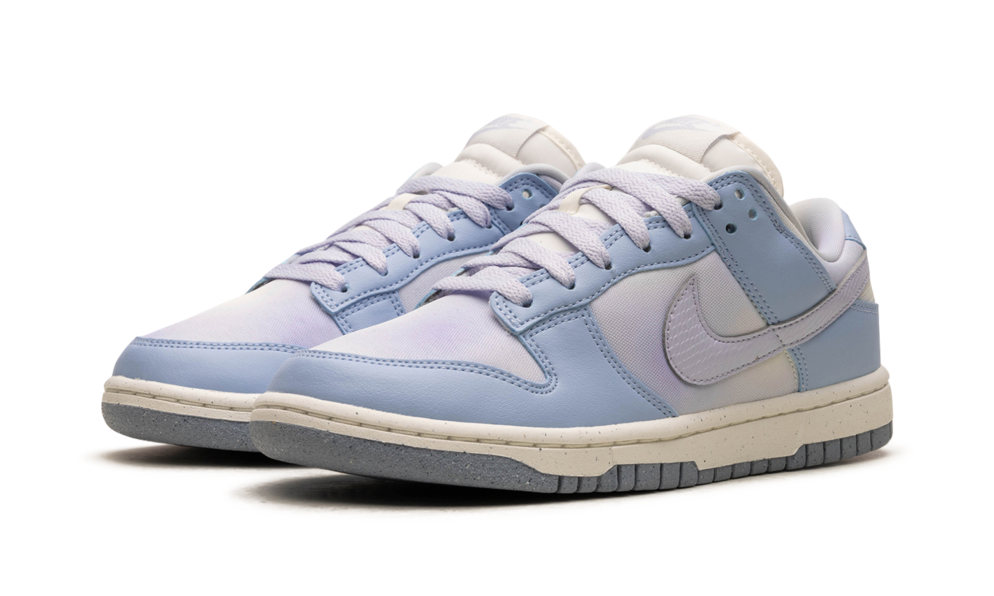 Nike Dunk Low White Blue Airbrush 3