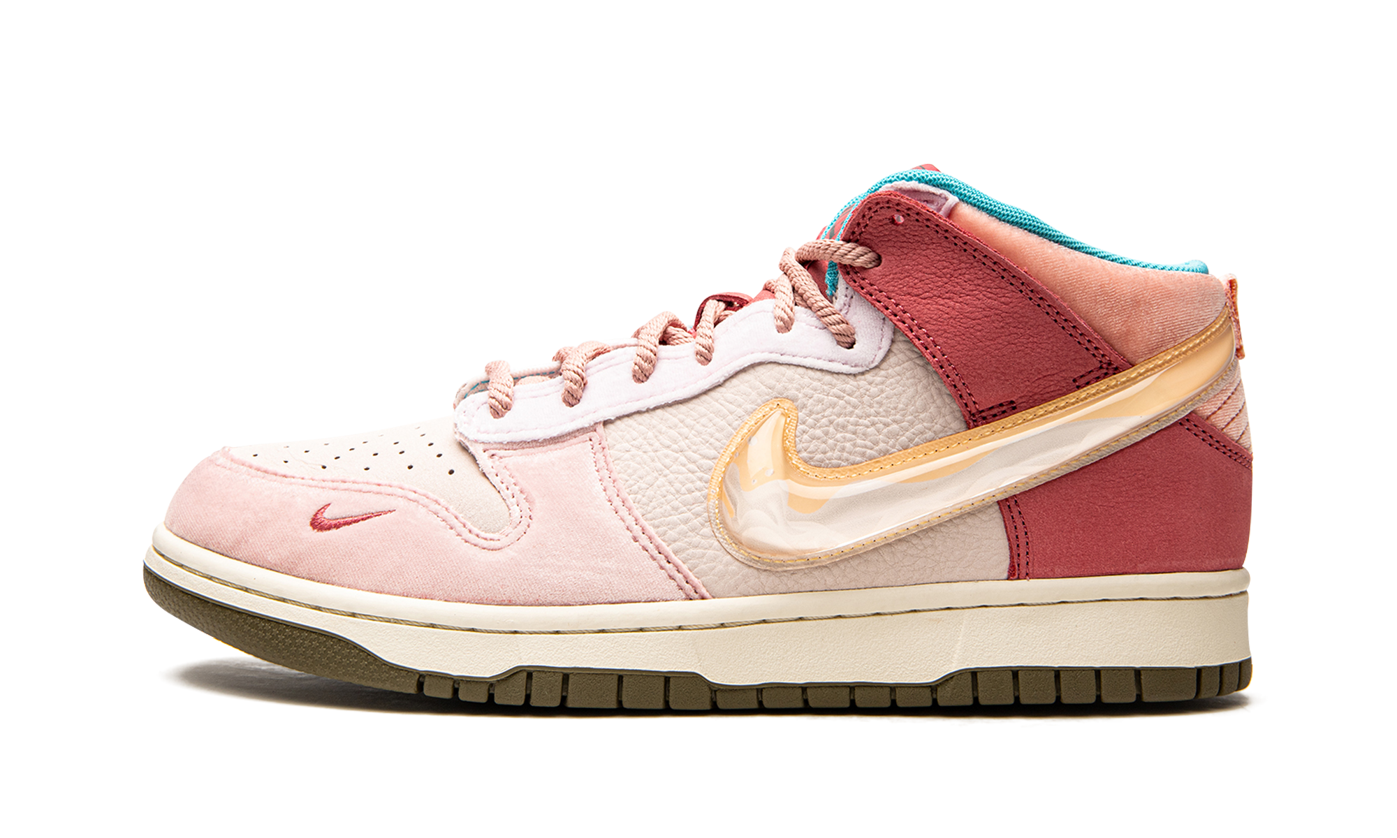 Nike Dunk Mid Social Status Free Lunch Strawberry Milk