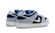 Nike SB Dunk Low 'Black Aluminum' 4
