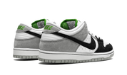 Nike SB Dunk Low Chlorophyll 10