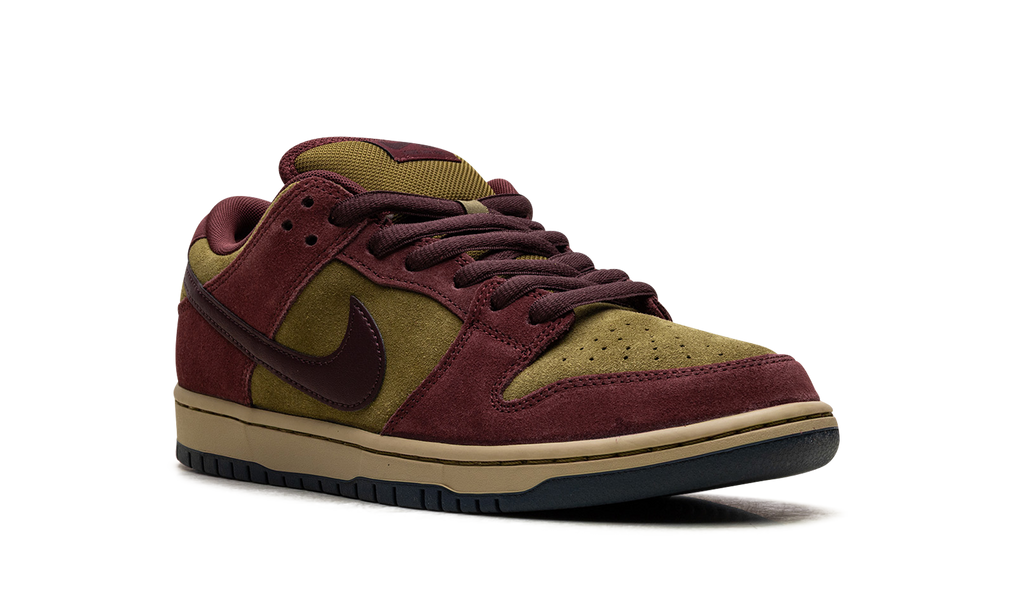 Nike SB Dunk Low Dark Team Red Olive Flak 2