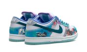 Nike SB Dunk Low Futura Laboratories Bleached Aqua 4