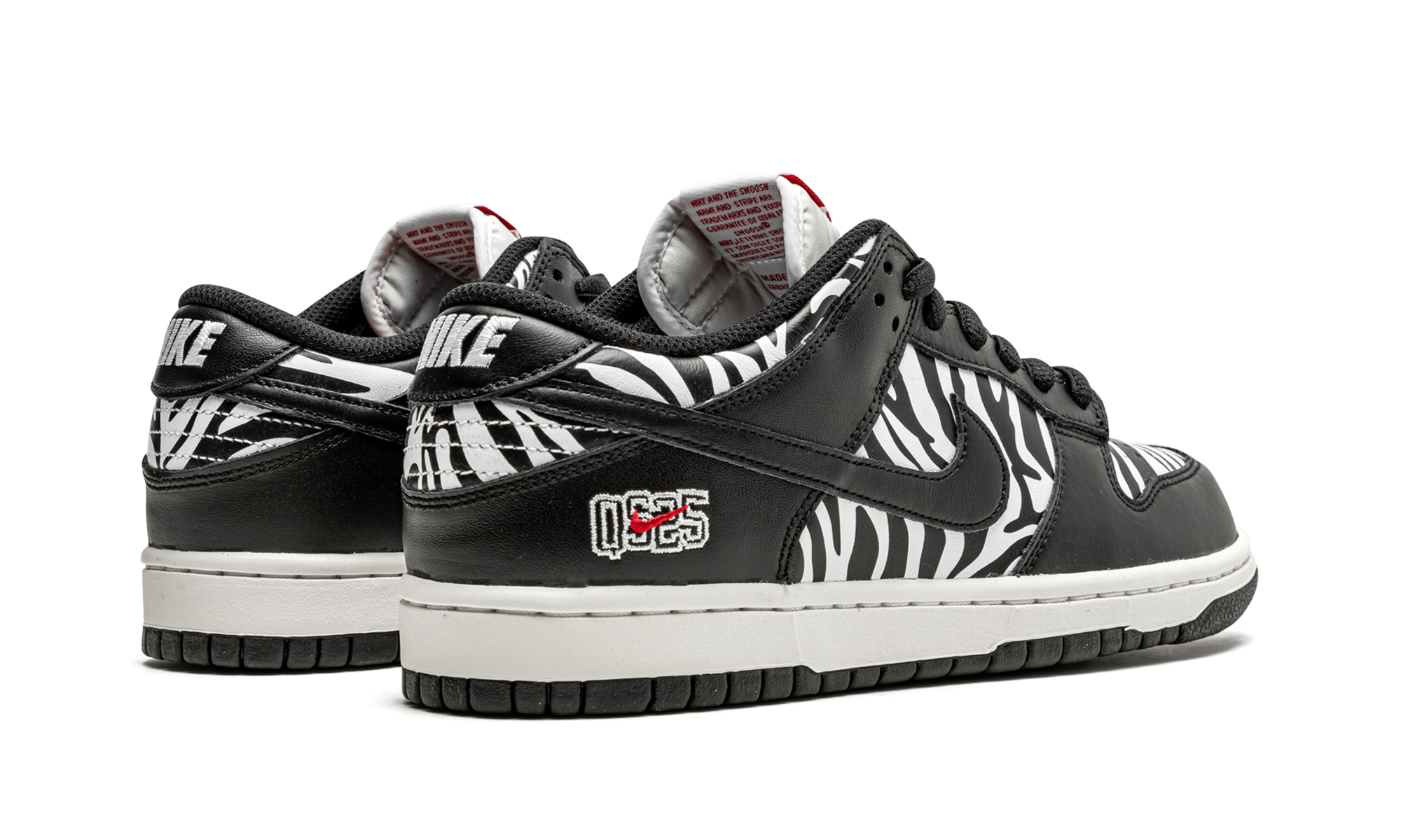 Nike SB Dunk Low Quartersnacks Zebra 3