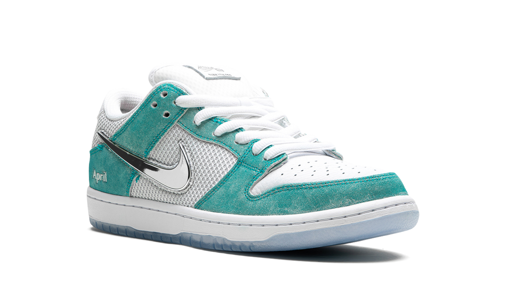 Nike SB Dunk Low x April Skateboards 2
