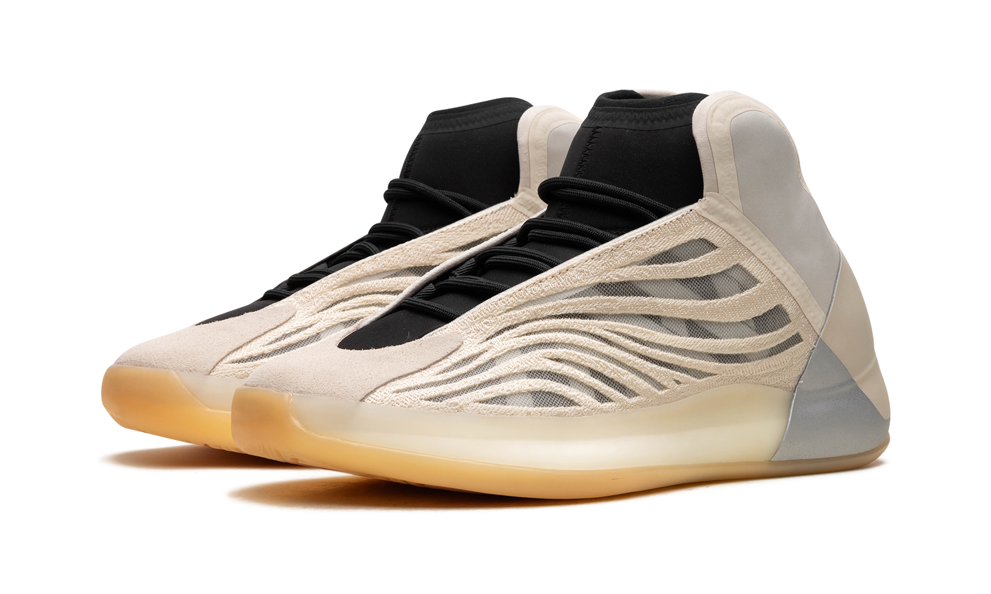 Yeezy QNTM Cream 3