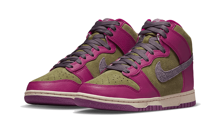 Nike Dunk High Dynamic Berry