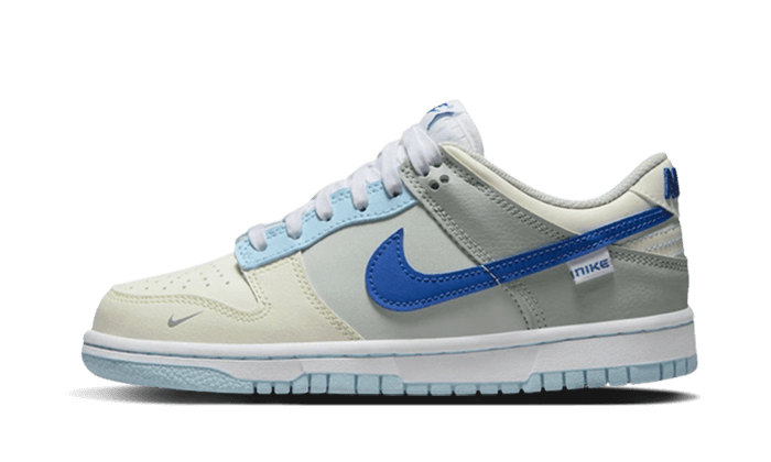 Nike Dunk Low Ivory Hyper Royal