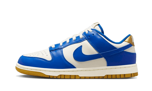 Nike Dunk Low Kansas City Royals