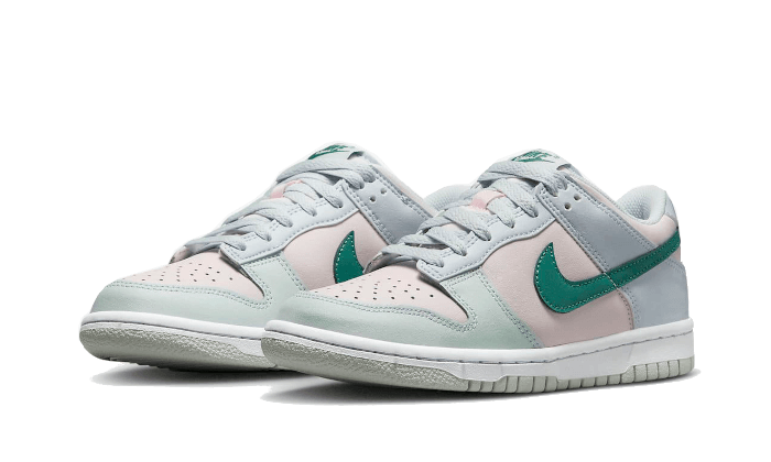 Nike Dunk Low Mineral Teal