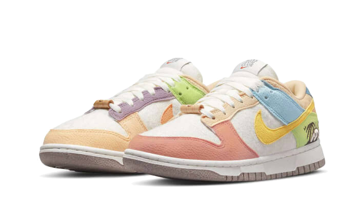 Nike Dunk Low SE Sun Club