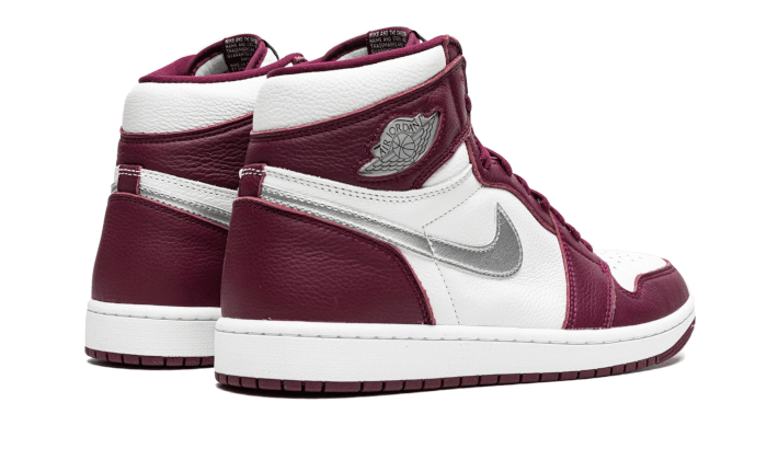 Air Jordan 1 Retro High OG Bordeaux