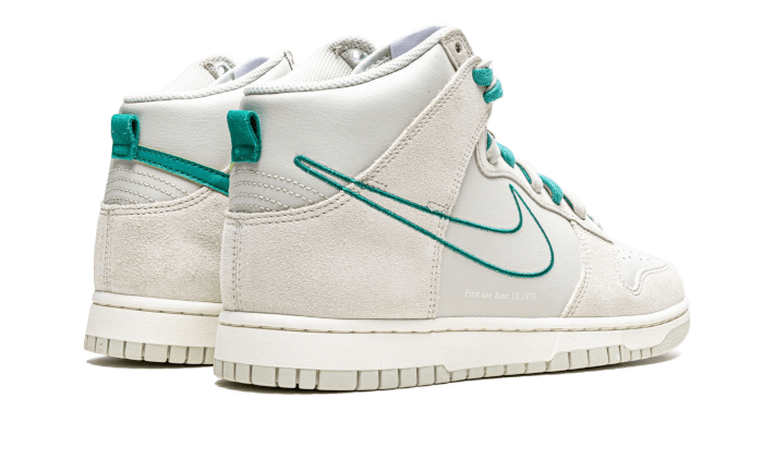 Nike Dunk High First Use Light Bone Green Noise