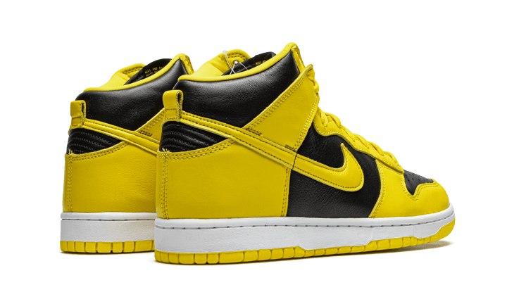 Nike Dunk High Varsity Maize