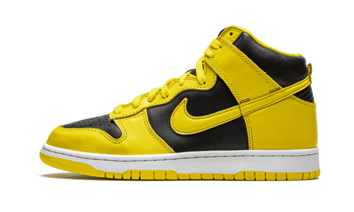 Nike Dunk High Varsity Maize