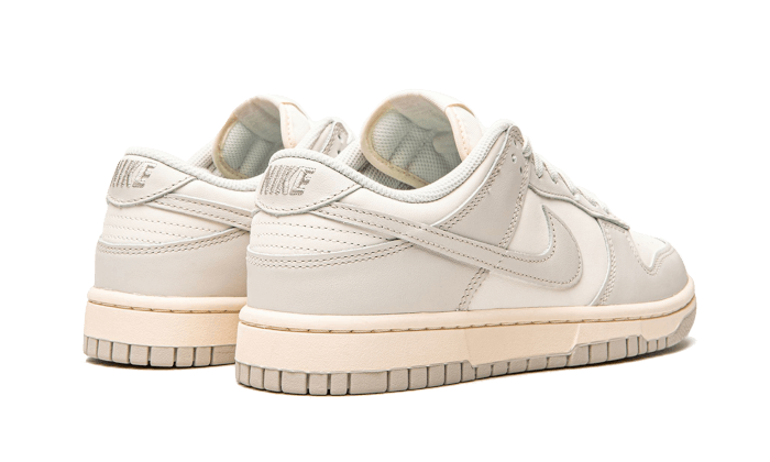 Nike Dunk Low Light Bone